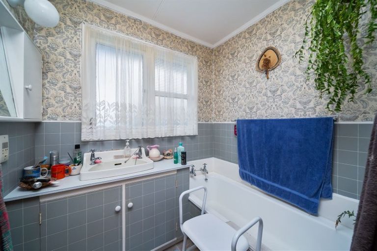 Photo of property in 295 South Road, Hawera, 4610