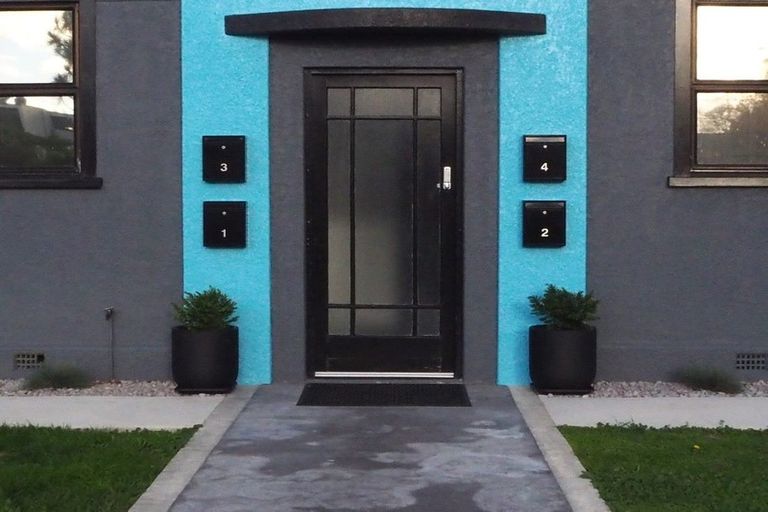 Photo of property in 74-76 Te Awe Awe Street, Hokowhitu, Palmerston North, 4410