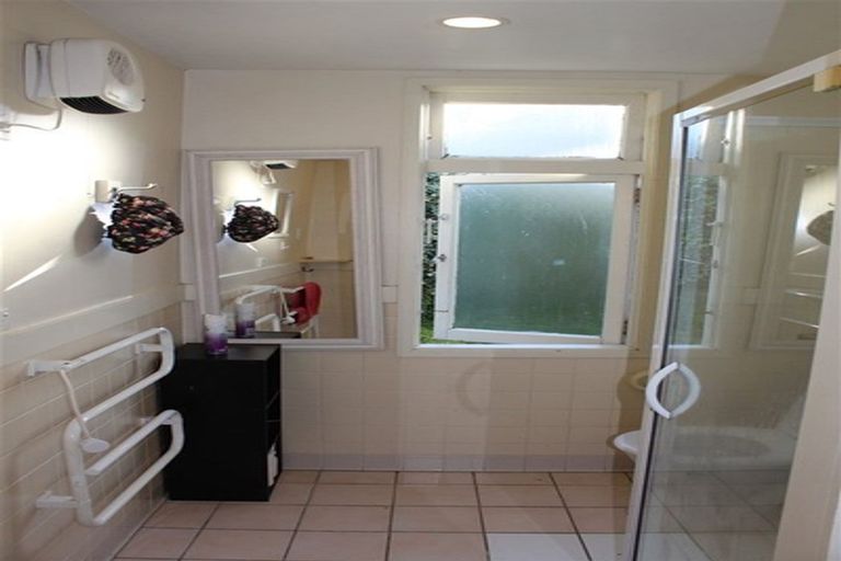 Photo of property in 24 Stonelaw Terrace, Maori Hill, Dunedin, 9010
