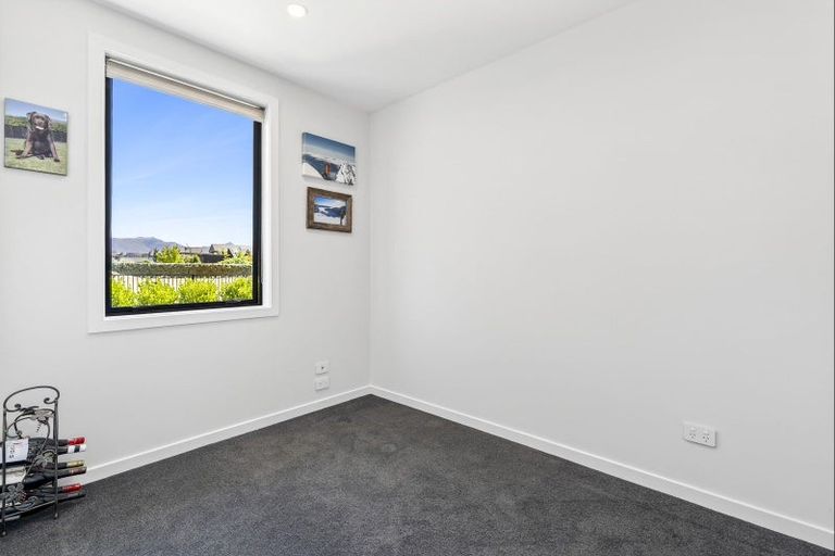 Photo of property in 19 Pounamu Avenue, Albert Town, Wanaka, 9305