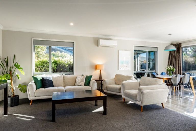 Photo of property in 15 De Castro Drive, Blenheim, 7201