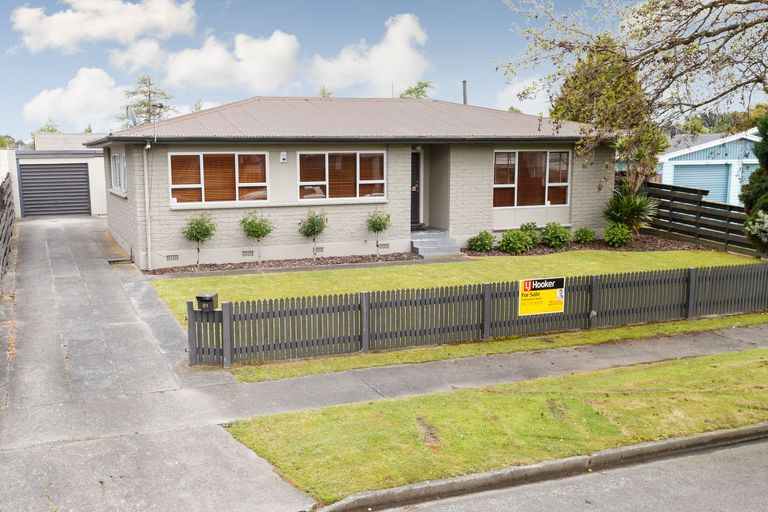 Photo of property in 81 Robinson Crescent, Westbrook, Palmerston North, 4412