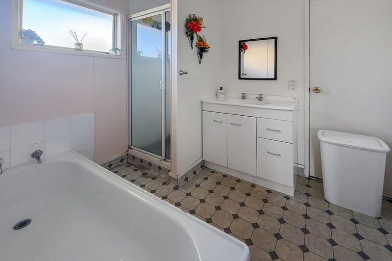 Photo of property in 3 Hinemoa Avenue, Taupo, 3330