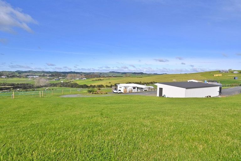 Photo of property in 64 Brown Road, Hakaru, Kaiwaka, 0573