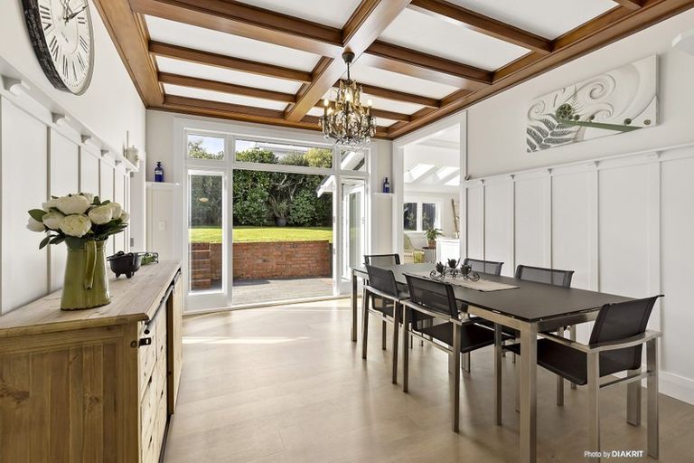 Photo of property in 9 Chisenhall Street, Karori, Wellington, 6012