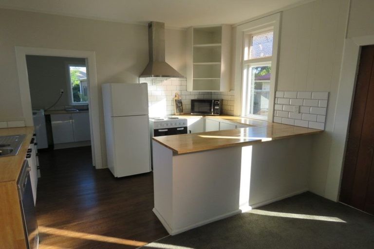 Photo of property in 32 Medway Street, Richmond, Christchurch, 8013