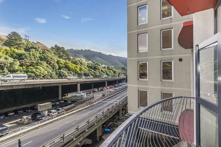 Photo of property in Terrace Garden Apartments, 3b/120 The Terrace, Wellington Central, Wellington, 6011