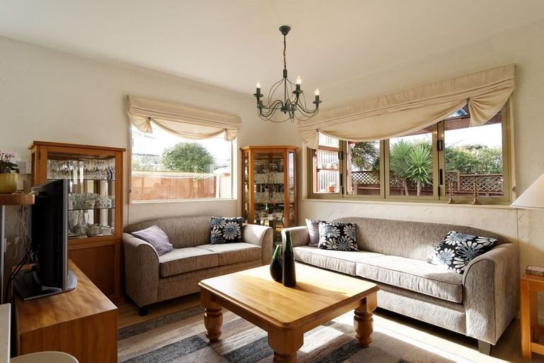 Photo of property in 79 Royal Road, Massey, Auckland, 0614