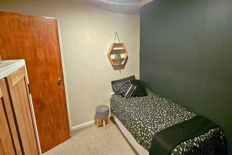 Photo of property in 3/10 Lane Street, Woolston, Christchurch, 8023