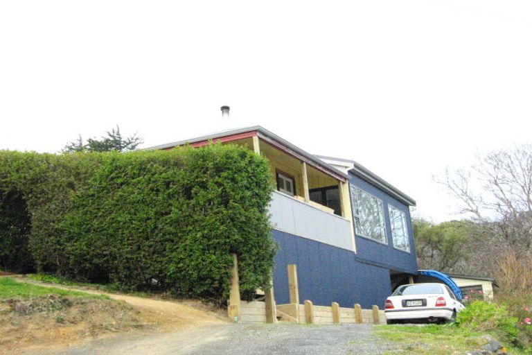Photo of property in 10 Gorman Street, Macandrew Bay, Dunedin, 9014