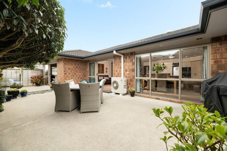 Photo of property in 110 Oriental Parade, Papamoa Beach, Papamoa, 3118