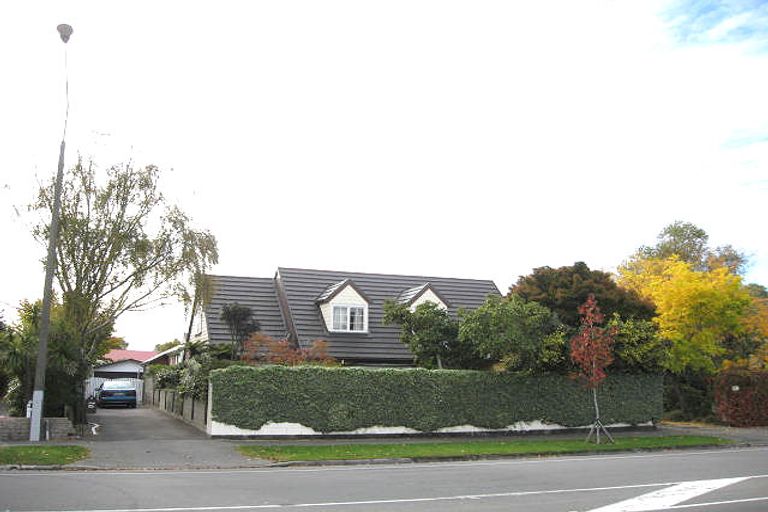 Photo of property in 88 Memorial Avenue, Ilam, Christchurch, 8053