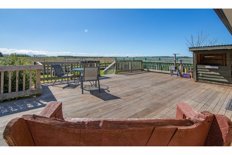 Photo of property in 437 Kainga Road, Brooklands, Christchurch, 8083