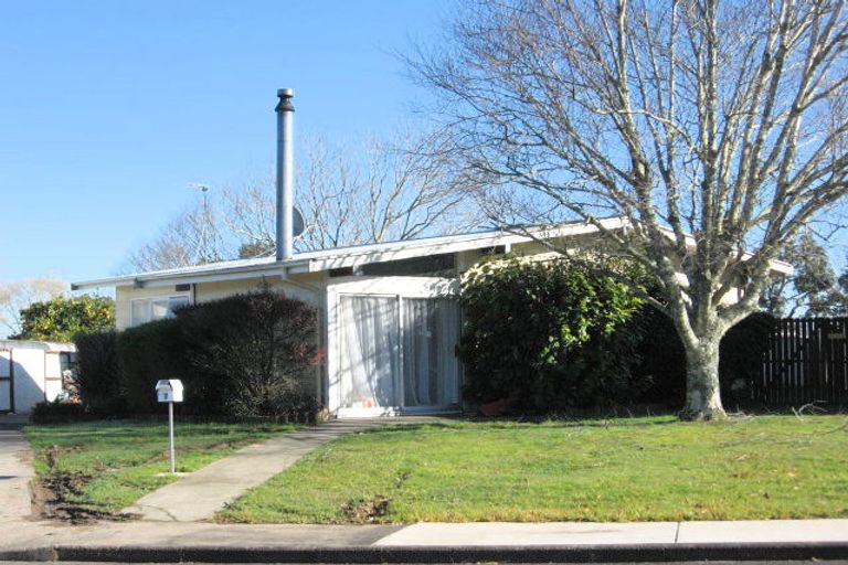 Photo of property in 7 Cargill Street, Papakura, 2110