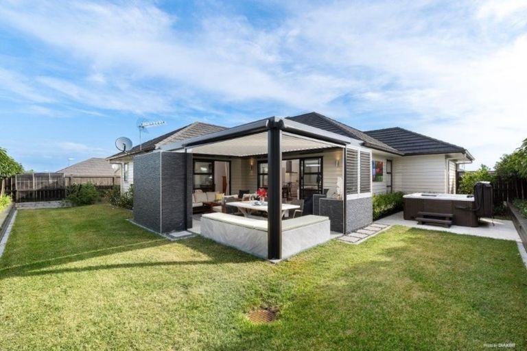 Photo of property in 7 Appaloosa Street, Karaka, Papakura, 2113