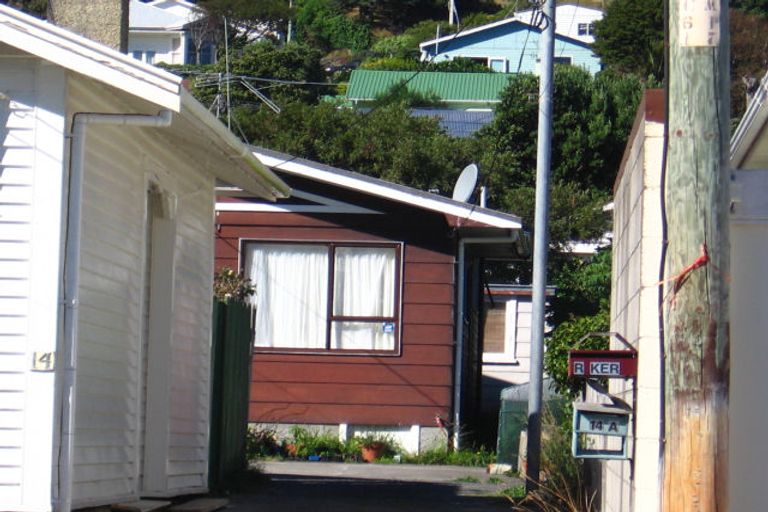 Photo of property in 14a Weka Street, Miramar, Wellington, 6022