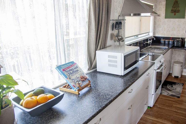 Photo of property in 1/1 Rosebank Terrace, Stoke, Nelson, 7011