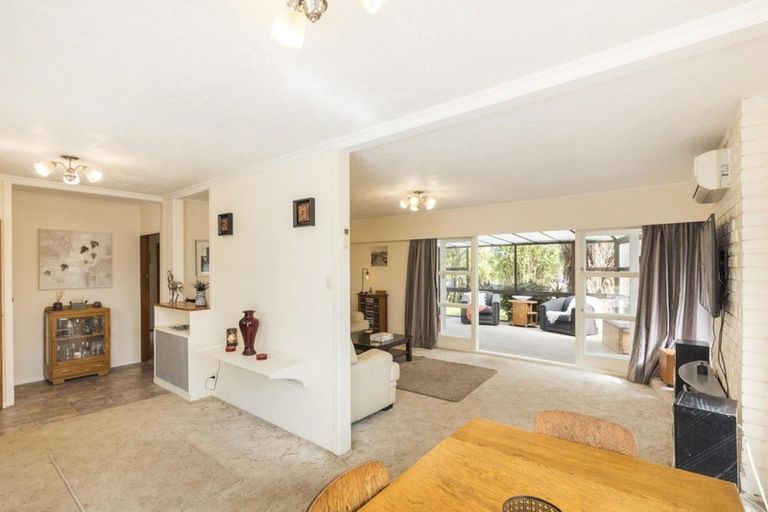 Photo of property in 9 Busby Place, Awapuni, Palmerston North, 4412
