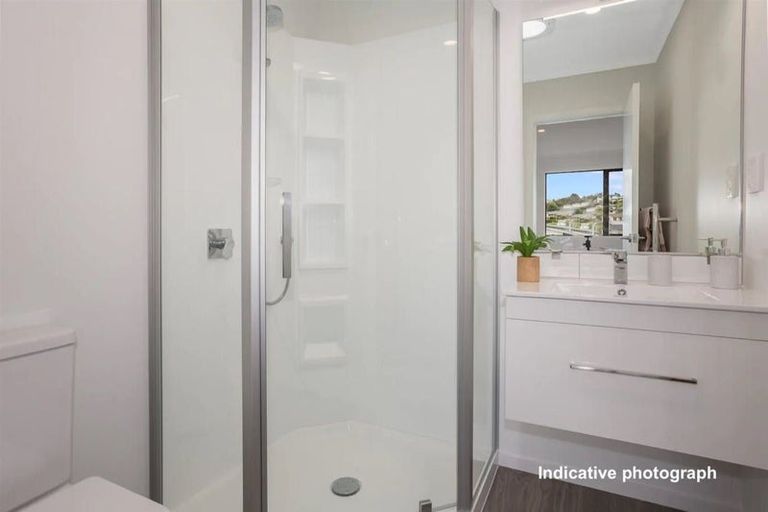 Photo of property in 8 Breakwater Way, Whitby, Porirua, 5024