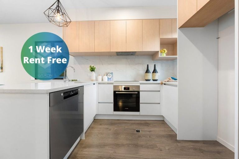 Photo of property in 4/12 Arney Road, Ranui, Auckland, 0612