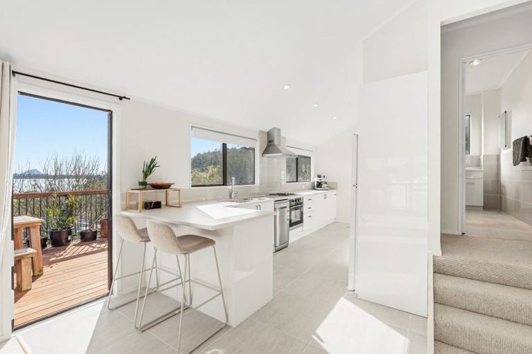 Photo of property in 33 Dingadee Street, Welcome Bay, Tauranga, 3112