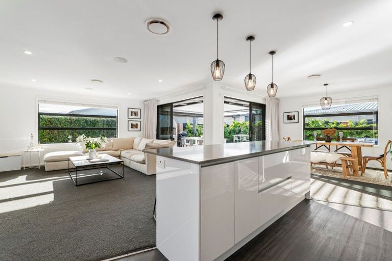 Photo of property in 77 The Boulevard, Papamoa Beach, Papamoa, 3118