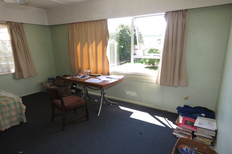 Photo of property in 120 Derby Street, Westport, 7825