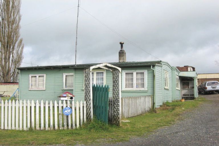 Photo of property in 15 Kahu Street, Mangakino, 3421