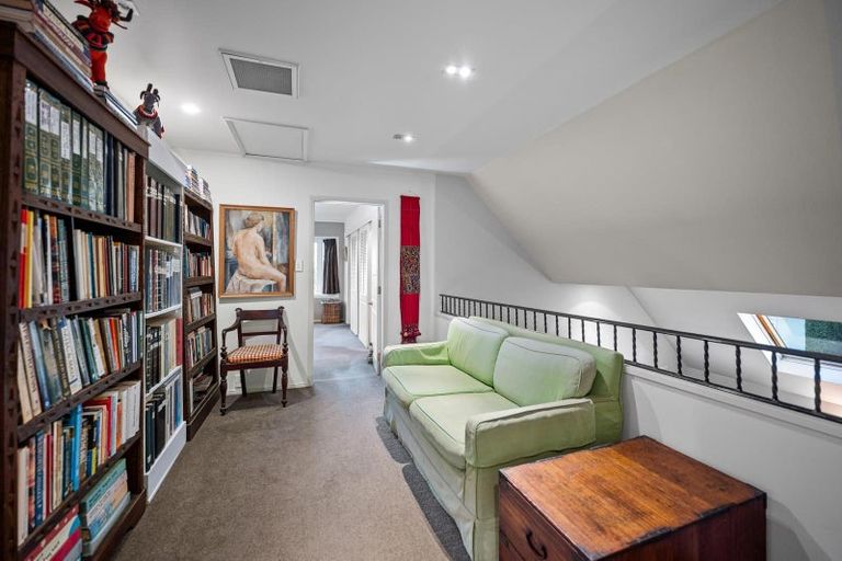 Photo of property in 12 Cecil Road, Milford, Auckland, 0620