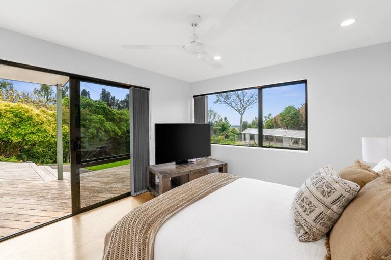 Photo of property in 14 Wade Place, Welcome Bay, Tauranga, 3175