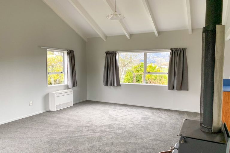Photo of property in 108 Commercial Street, Takaka, 7110