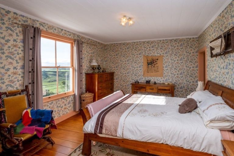 Photo of property in 1 Hadfield Street, Patea, 4520