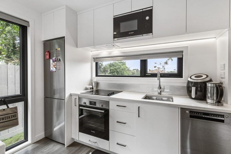 Photo of property in 41d Walmsley Road, Mangere, Auckland, 2022