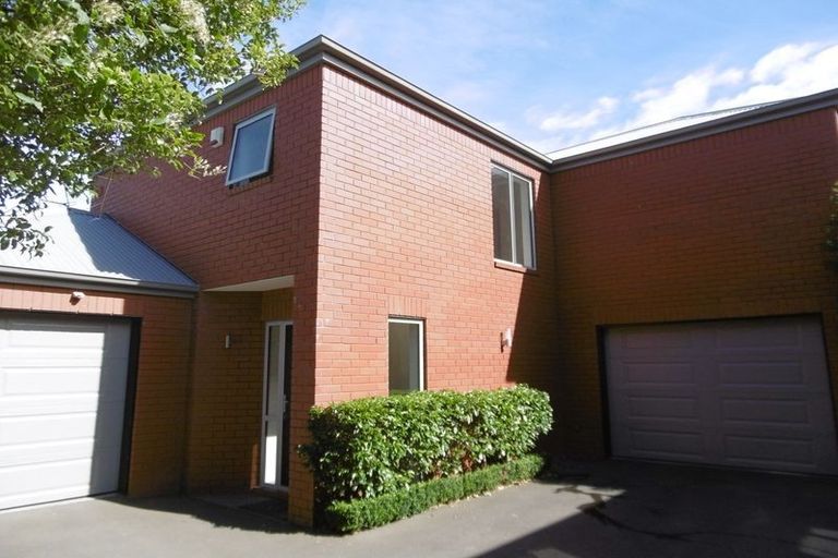 Photo of property in 15 Grove Road, Addington, Christchurch, 8024