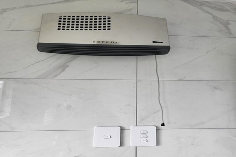 Photo of property in 30 Satara Crescent, Khandallah, Wellington, 6035