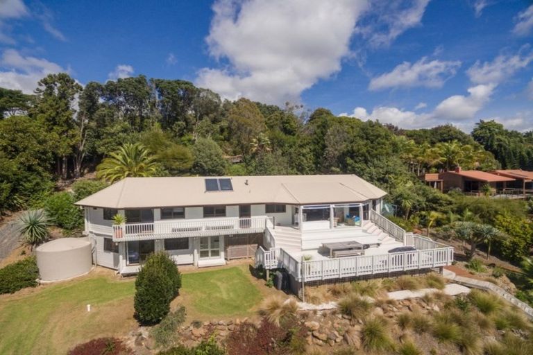 Photo of property in 11 The Lookout, Kerikeri, 0230