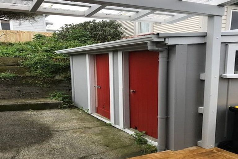 Photo of property in 247 Rintoul Street, Berhampore, Wellington, 6023