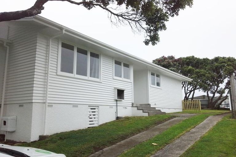 Photo of property in 5 Tohu Place, Spotswood, New Plymouth, 4310