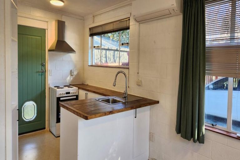 Photo of property in 58 Russley Road, Russley, Christchurch, 8042