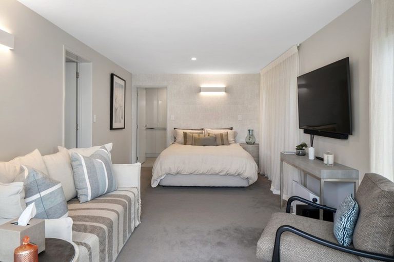 Photo of property in 8b Oceanbeach Road, Mount Maunganui, 3116