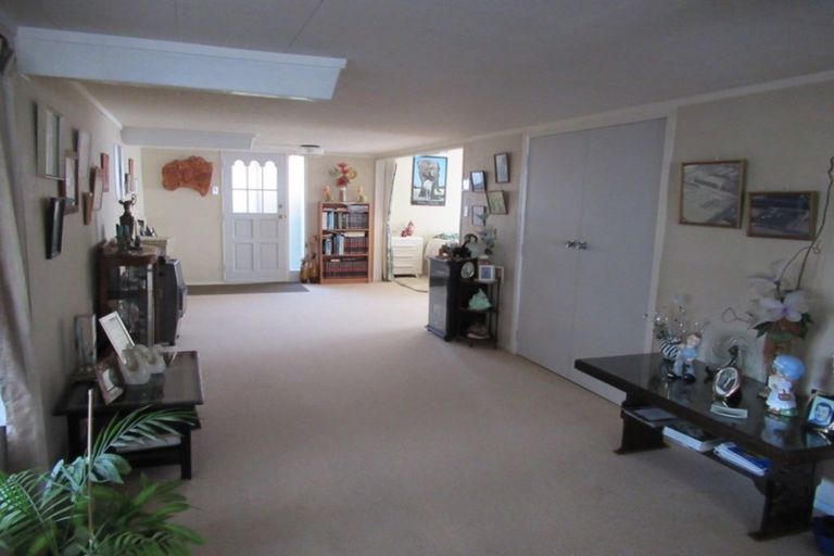 Photo of property in 91 Mcleavey Road, Ohau, Levin, 5570