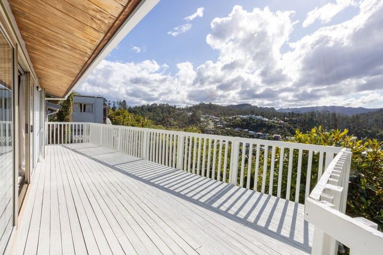 Photo of property in 6 Ridge Road, Tairua, 3508