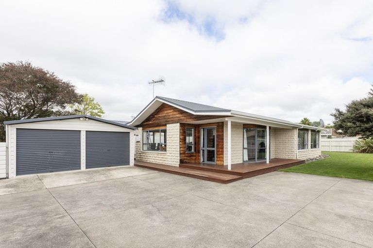 Photo of property in 71 Wharerangi Road, Greenmeadows, Napier, 4112