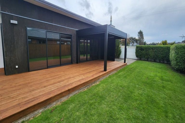 Photo of property in 507 Richmond Road, Lepperton, New Plymouth, 4373