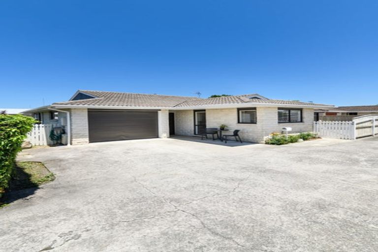 Photo of property in 26 Fitzroy Street, Terrace End, Palmerston North, 4410