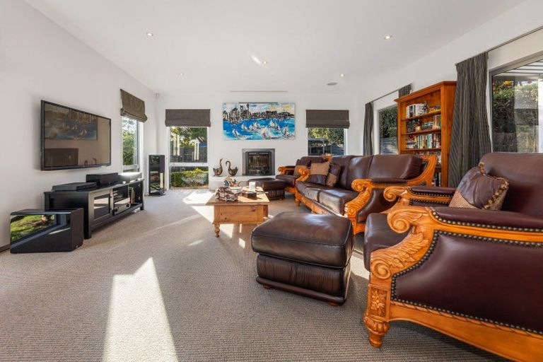 Photo of property in 142 North Parade, Richmond, Christchurch, 8013
