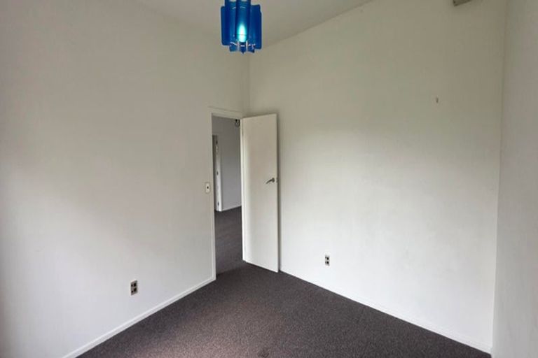 Photo of property in 12 Rimutaka Street, Paraparaumu, 5032