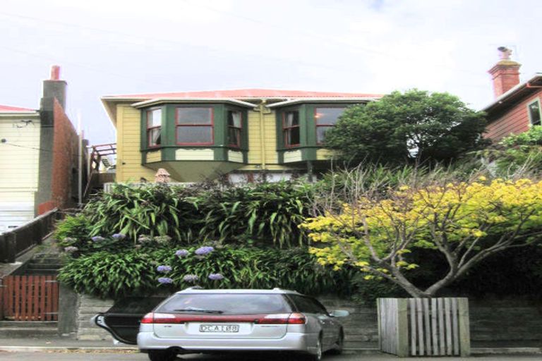 Photo of property in 21 Royal Street, Berhampore, Wellington, 6023