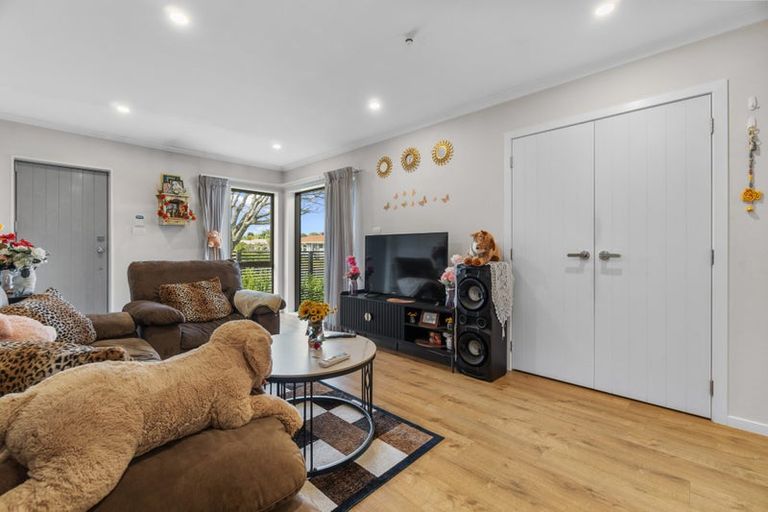 Photo of property in 2/7 Rutherford Street, Chedworth, Hamilton, 3210