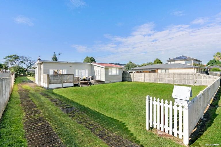 Photo of property in 3 Oxford Road, Manurewa, Auckland, 2102
